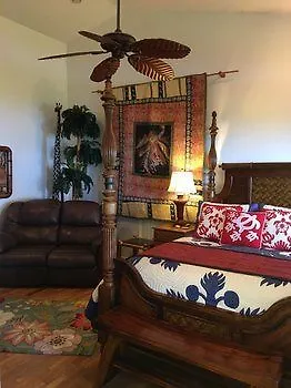 The Bay House Bed And Breakfast Hilo 3*,  United States