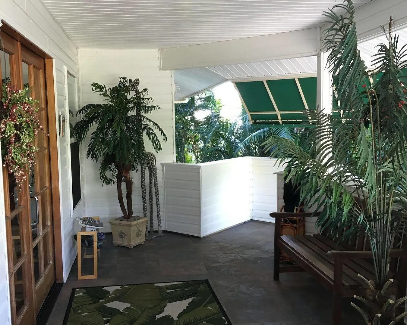 The Bay House Bed And Breakfast Hilo 3*,