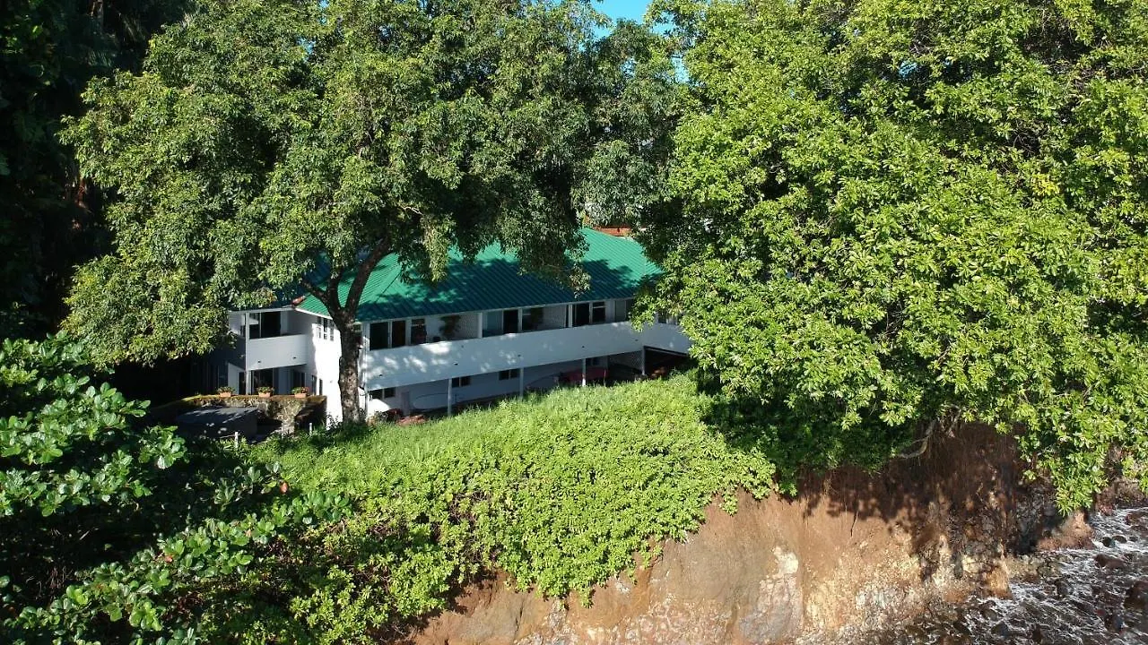 The Bay House Bed And Breakfast Hilo Bed & Breakfast